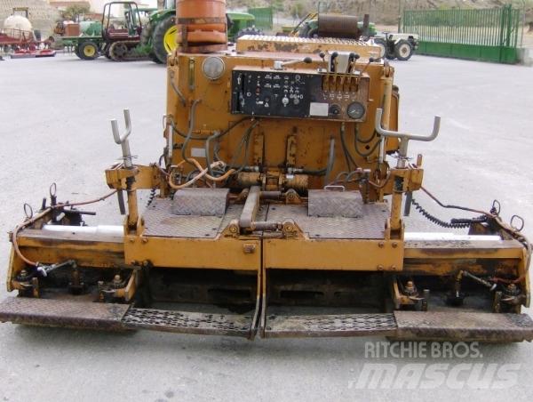Case F25V Асфальтоукладчики