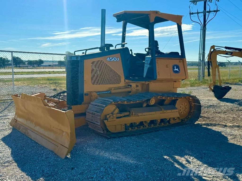 DEERE 450J Гусеничные бульдозеры