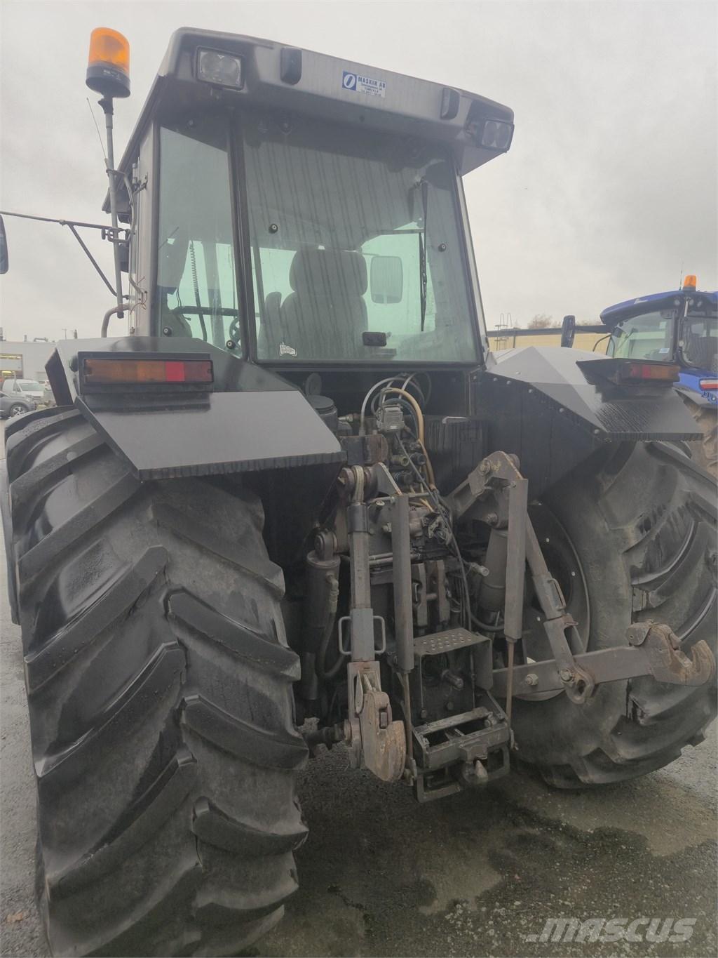 Massey Ferguson 3670 Трактора