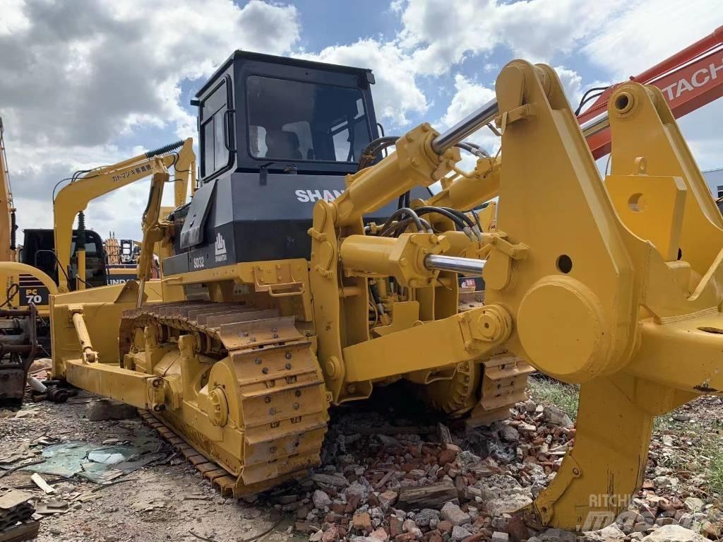 Shantui SD 32 Гусеничные бульдозеры