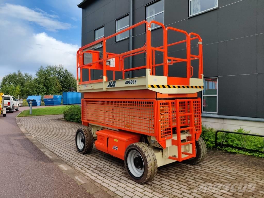 JLG 4069 LE Saxlift Ножничные подъемники