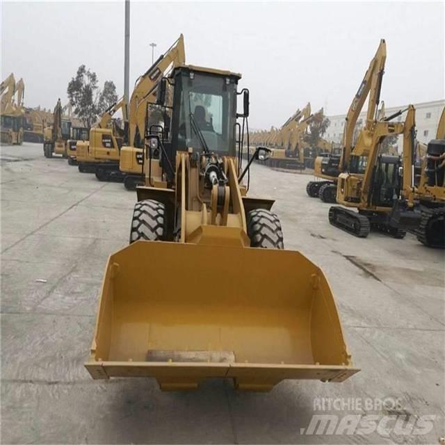 CAT 950G Фронтальные погрузчики