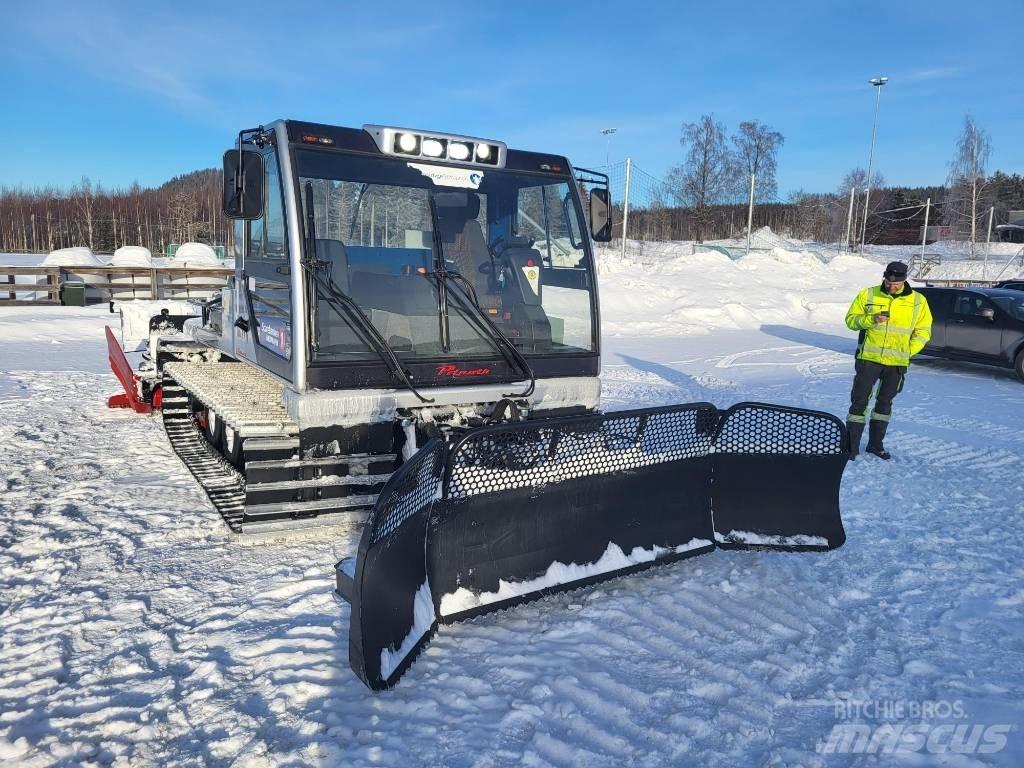 Prinoth Husky Снегоуборочные машины