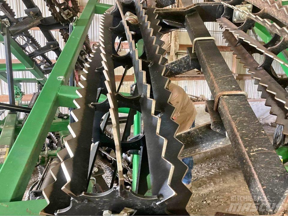 J&M TF 215 Пружинные бороны