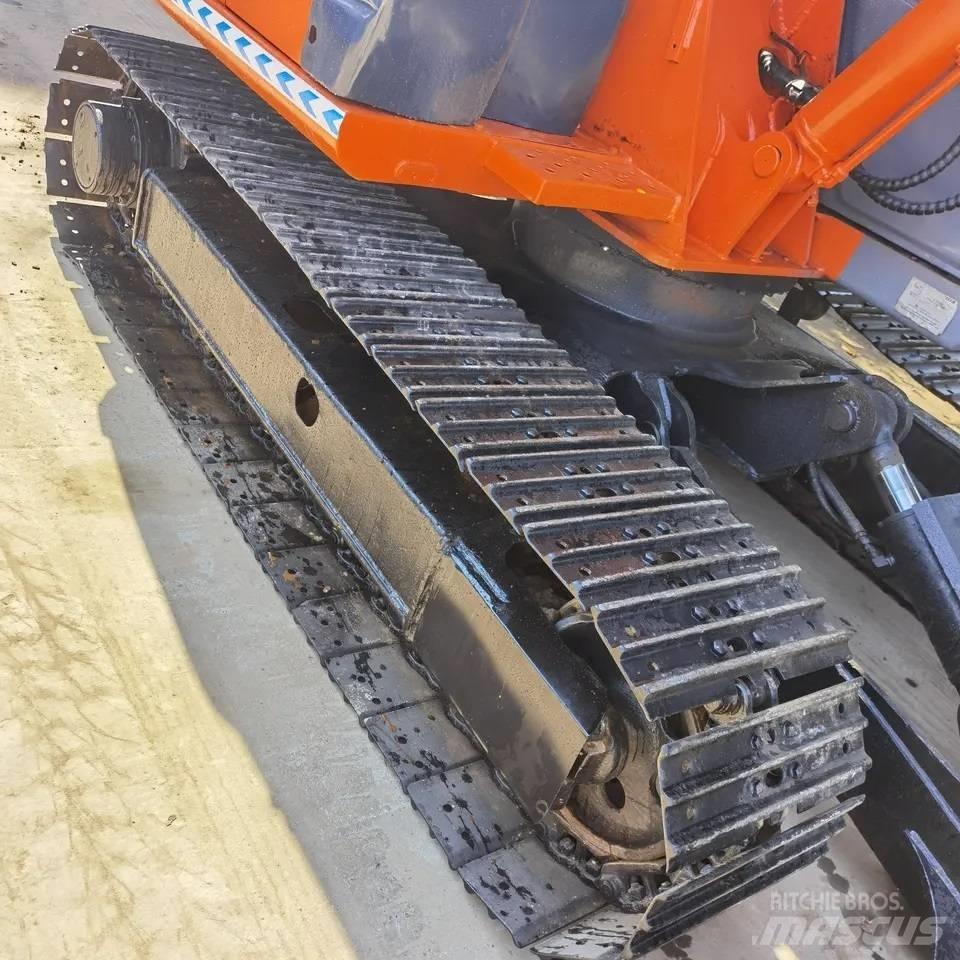 Hitachi ZX70 Гусеничные экскаваторы