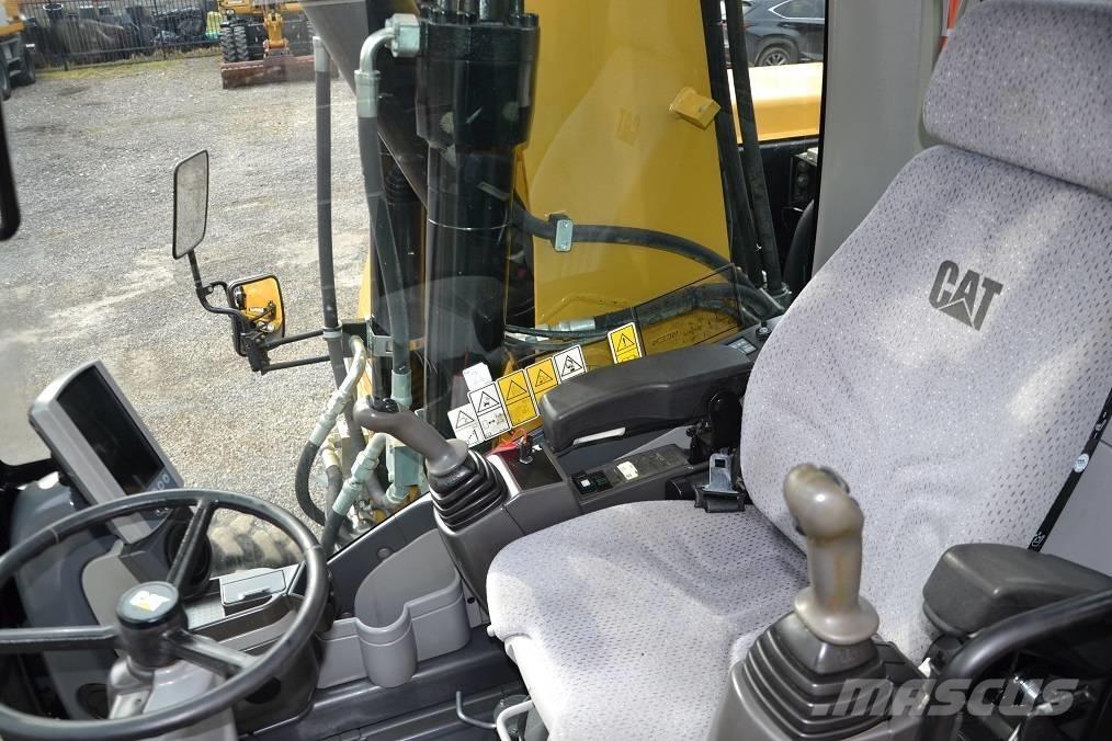 CAT M 315 D Колёсные экскаваторы