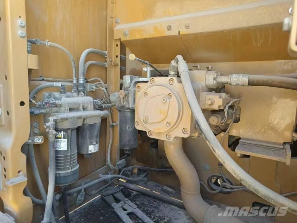 CAT 320 GC Гусеничные экскаваторы