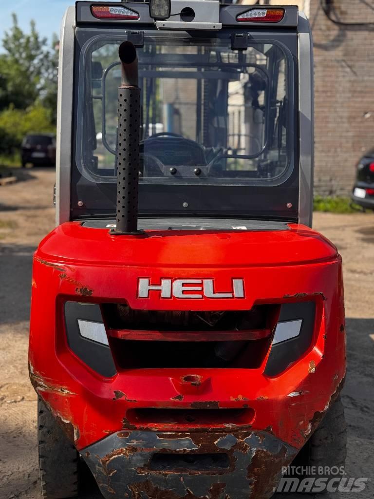 Heli CPCD 50 Дизельные погрузчики