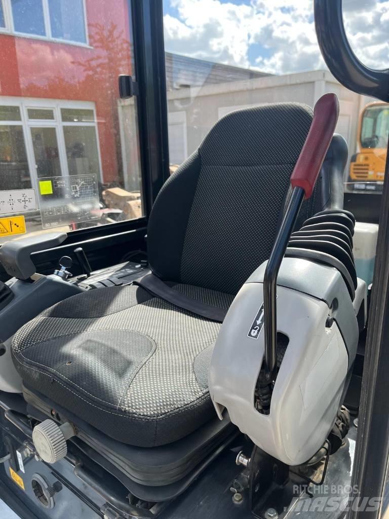Hitachi ZX 19 Мини-экскаваторы
