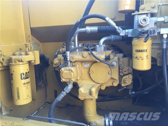 CAT 320 D Гусеничные экскаваторы