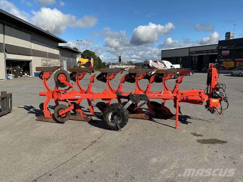 Kuhn Vari-Master 123 Оборотные плуги