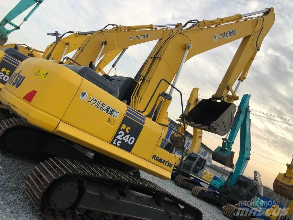 Komatsu 240-8 Гусеничные экскаваторы