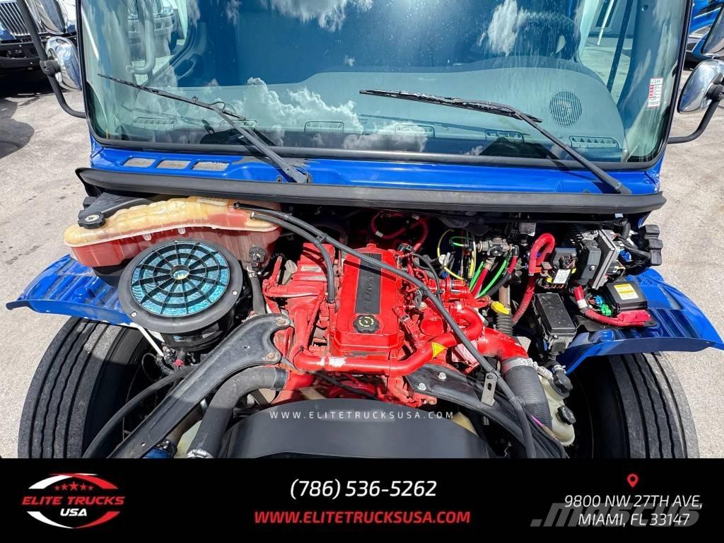 Freightliner M106 Специальные грузовики