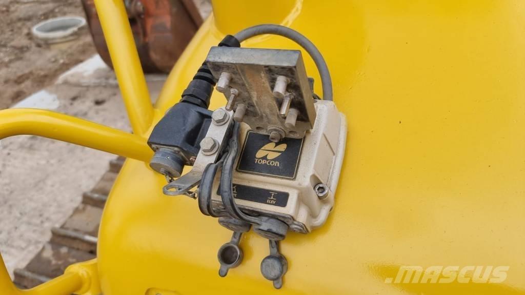 Komatsu D 51 EX-22 Гусеничные бульдозеры