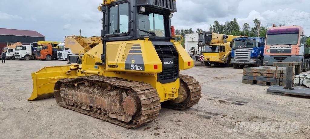 Komatsu D 51 EX-22 Гусеничные бульдозеры