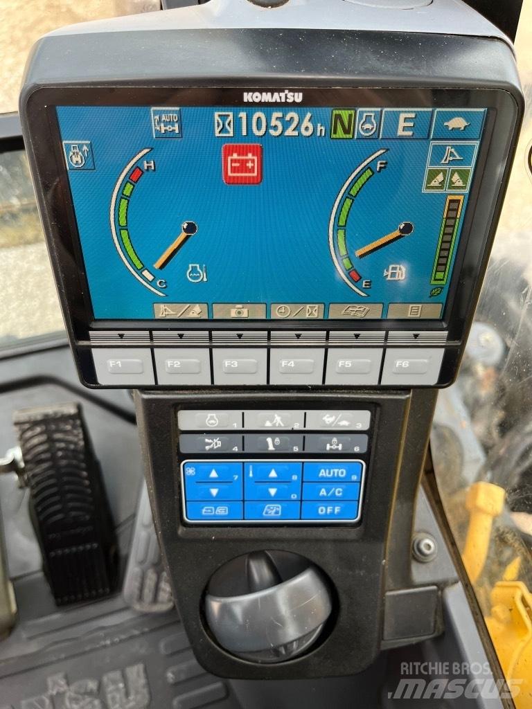 Komatsu PW148-8 Колёсные экскаваторы