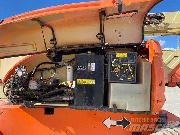 JLG 800AJ Коленчатые подъемники