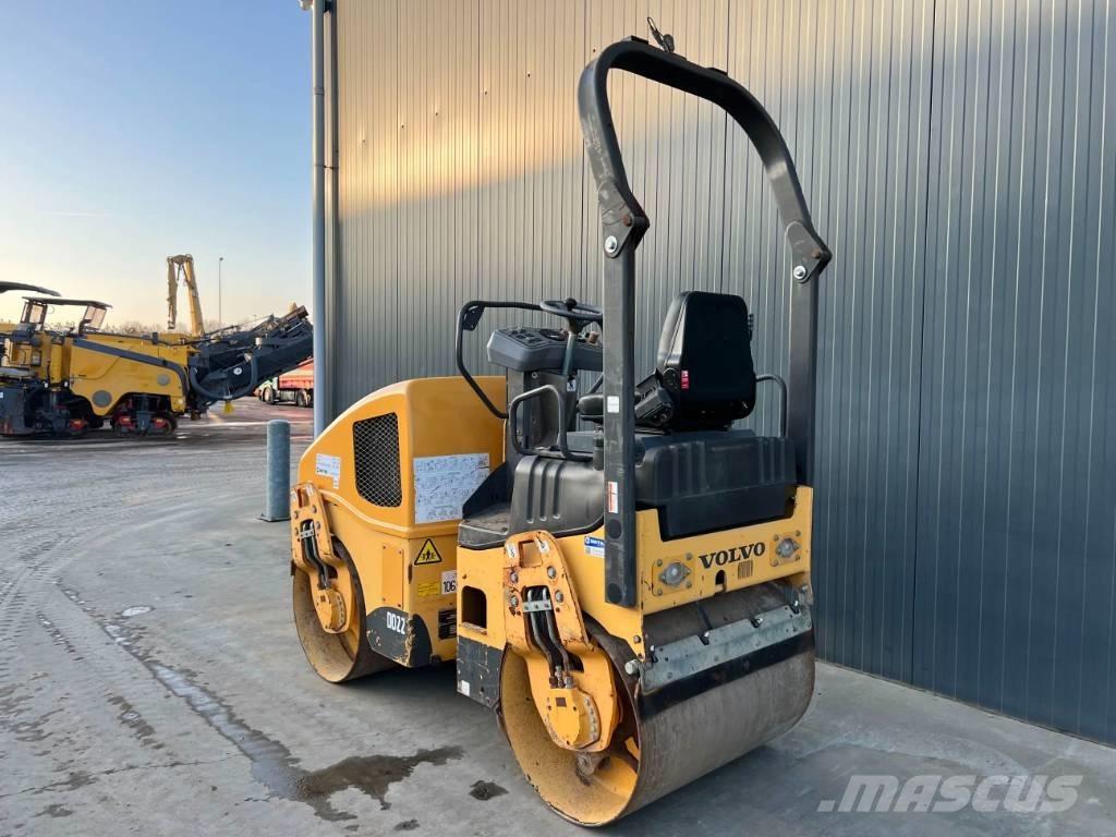 Volvo DD22 Катки тротуарные
