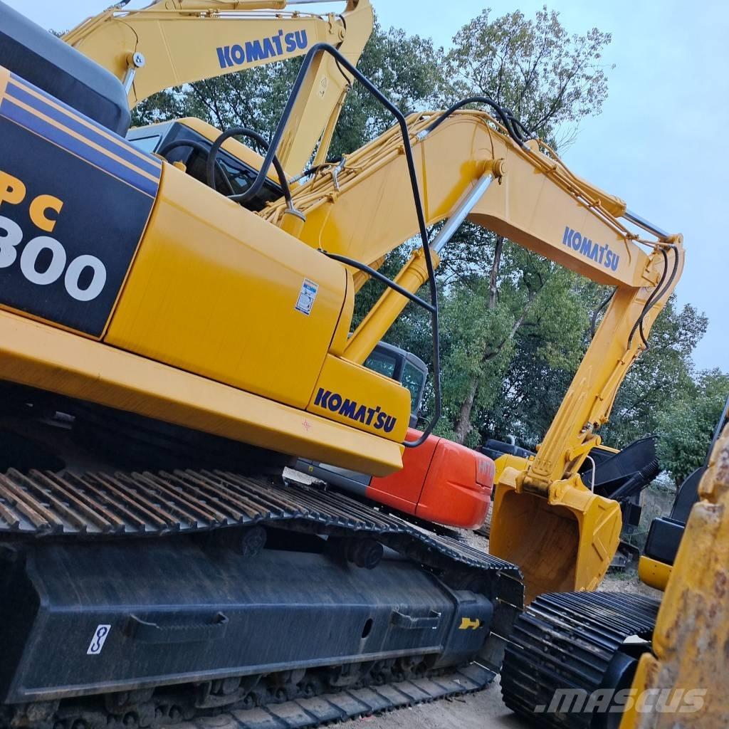 Komatsu PC300-7 Гусеничные экскаваторы