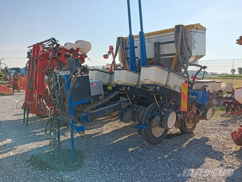 Kinze 3000 Сажалки