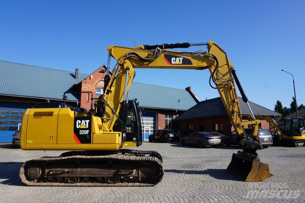 CAT 320 FL Гусеничные экскаваторы