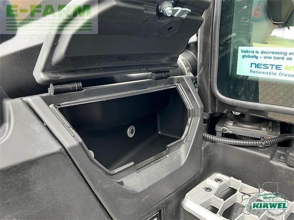 Valtra q 285 Трактора