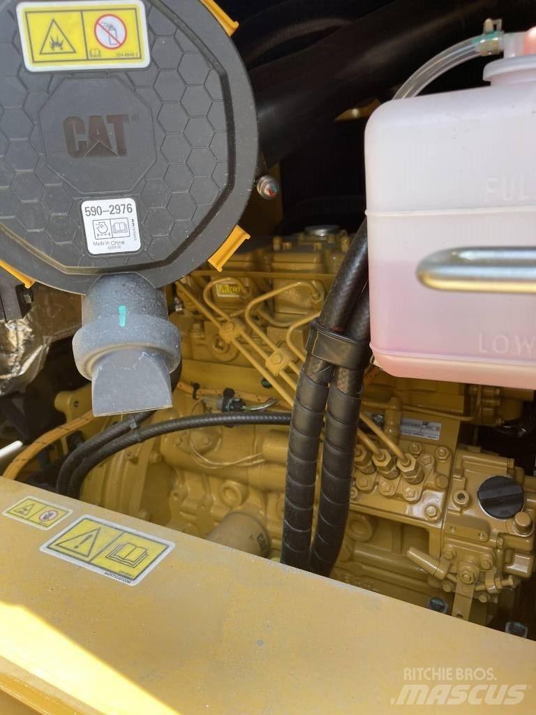CAT 305.5 Гусеничные экскаваторы