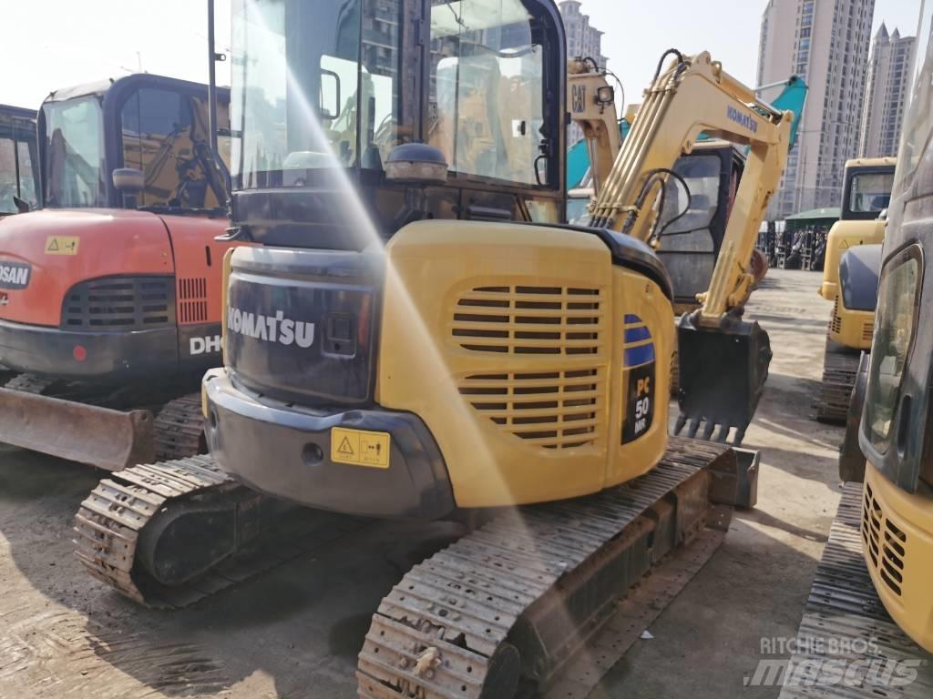 Komatsu PC50 Гусеничные экскаваторы