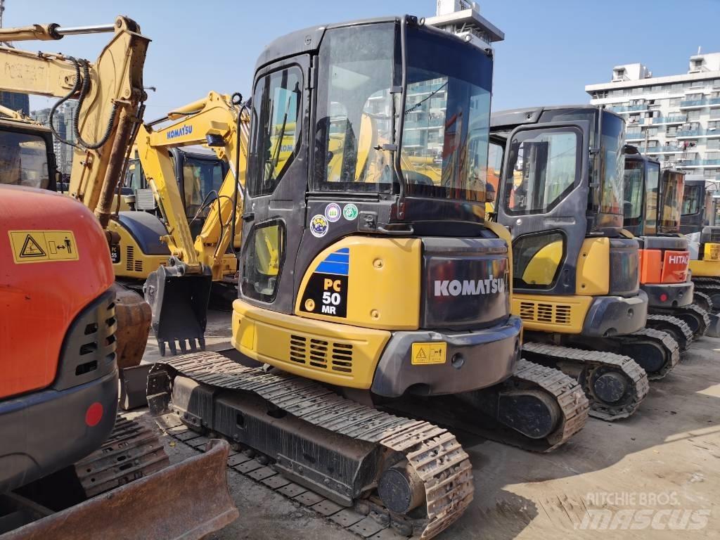 Komatsu PC50 Гусеничные экскаваторы