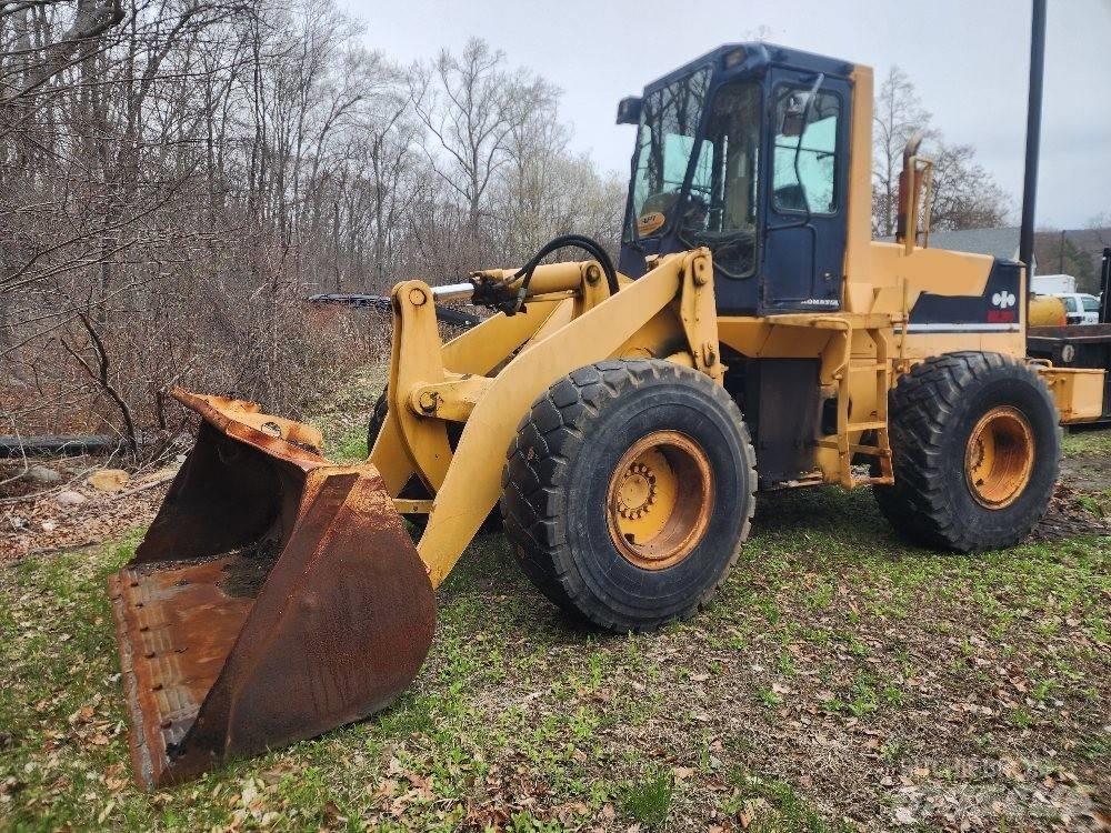 Komatsu WA 300-1 Фронтальные погрузчики