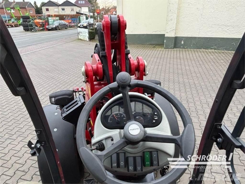 Schäffer 4670 Малые погрузчики