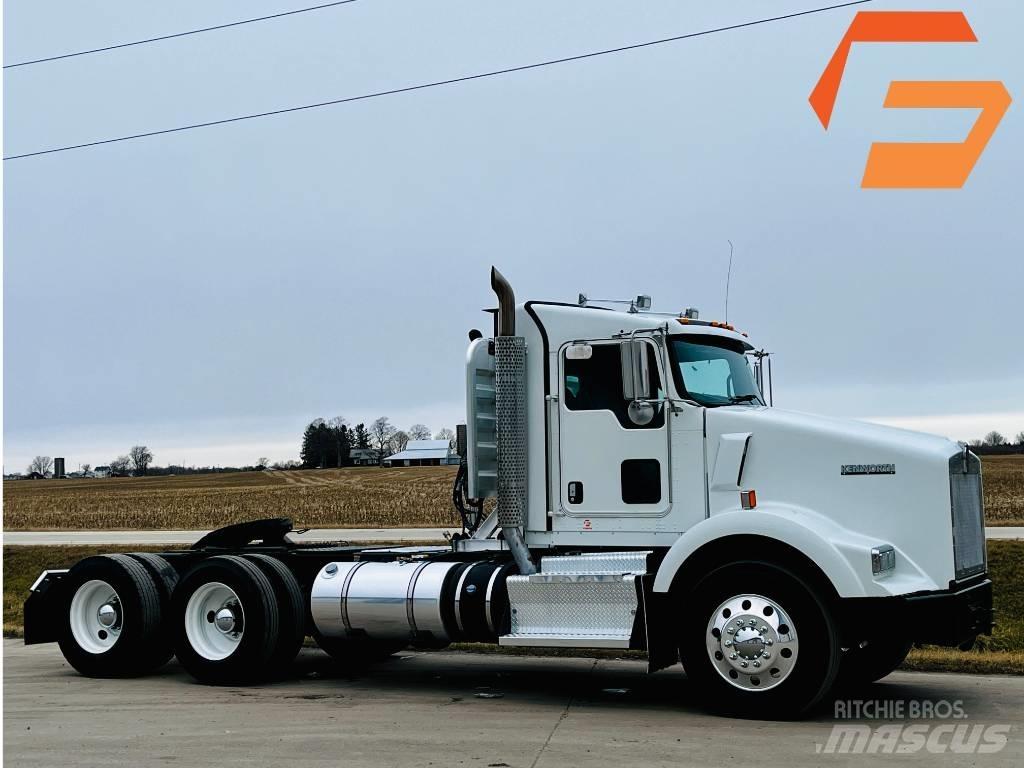 Kenworth T 800 Седельные тягачи