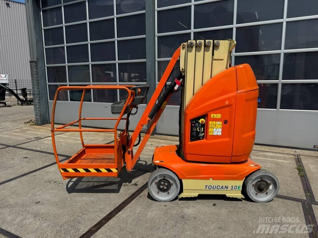JLG Toucan 10 E Вертикальные мачтовые подъемники