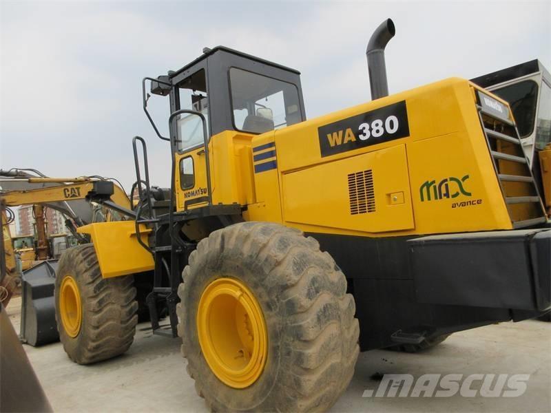 Komatsu WA 380 Фронтальные погрузчики