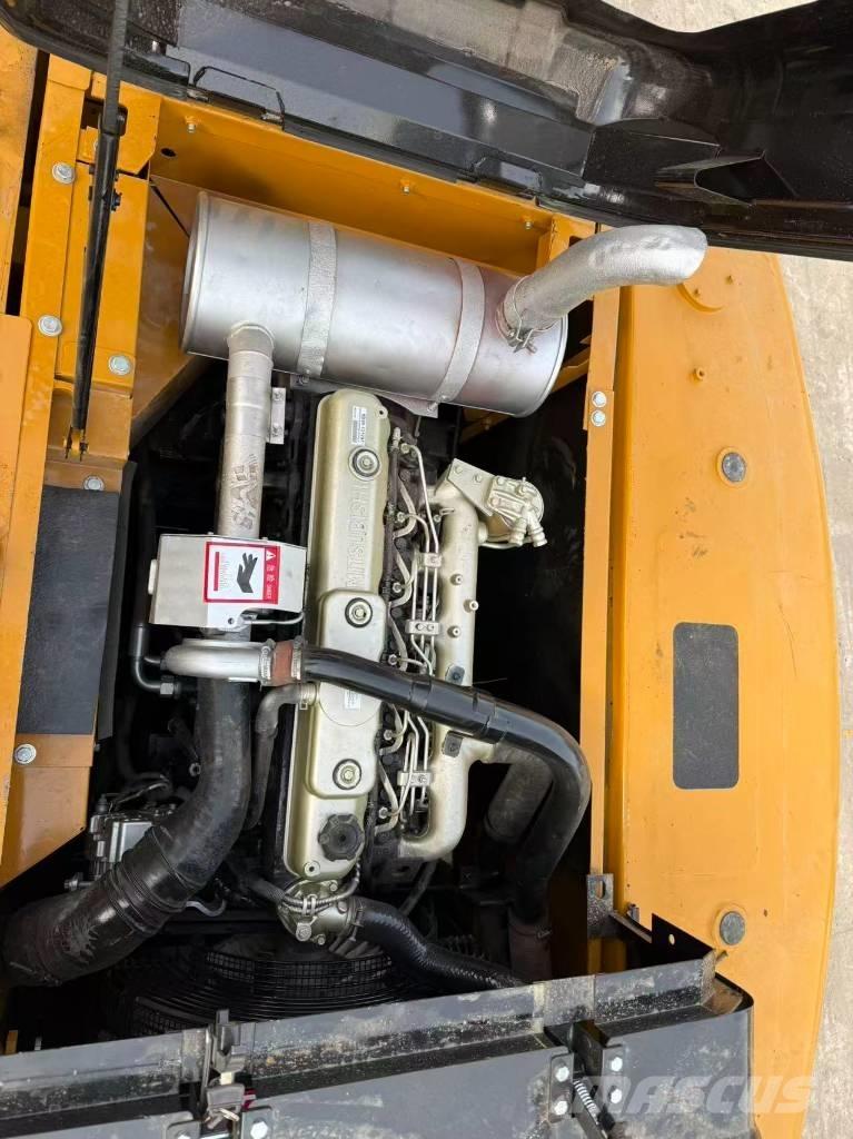 Sany SY 215 C Гусеничные экскаваторы