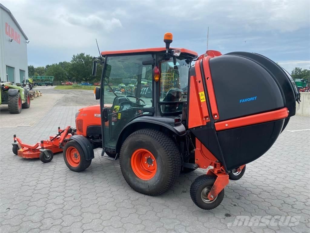 Kubota ST 401-C Коммунальные тракторы