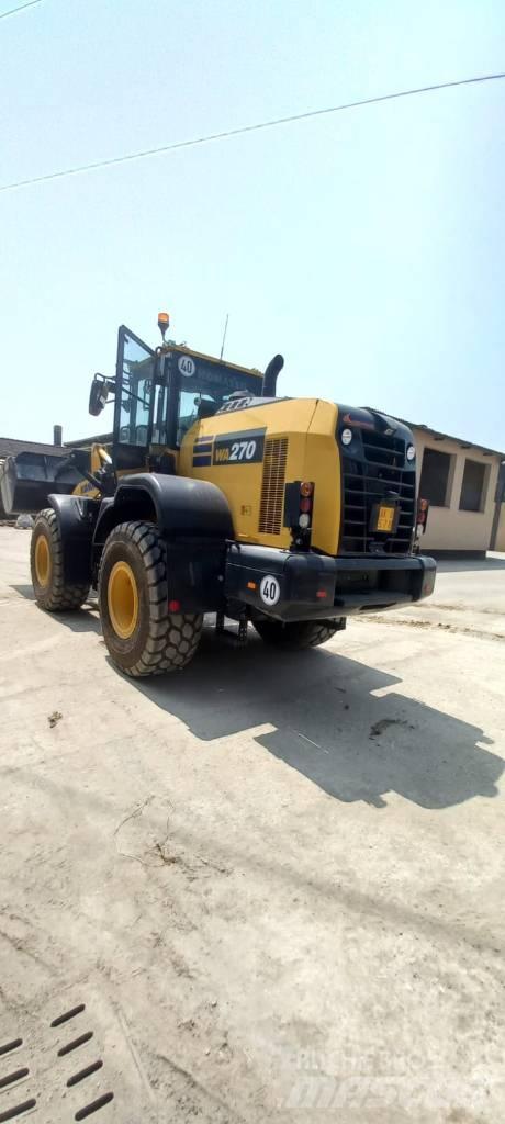 Komatsu WA270-8 Фронтальные погрузчики