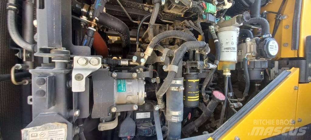 Komatsu WA270-8 Фронтальные погрузчики