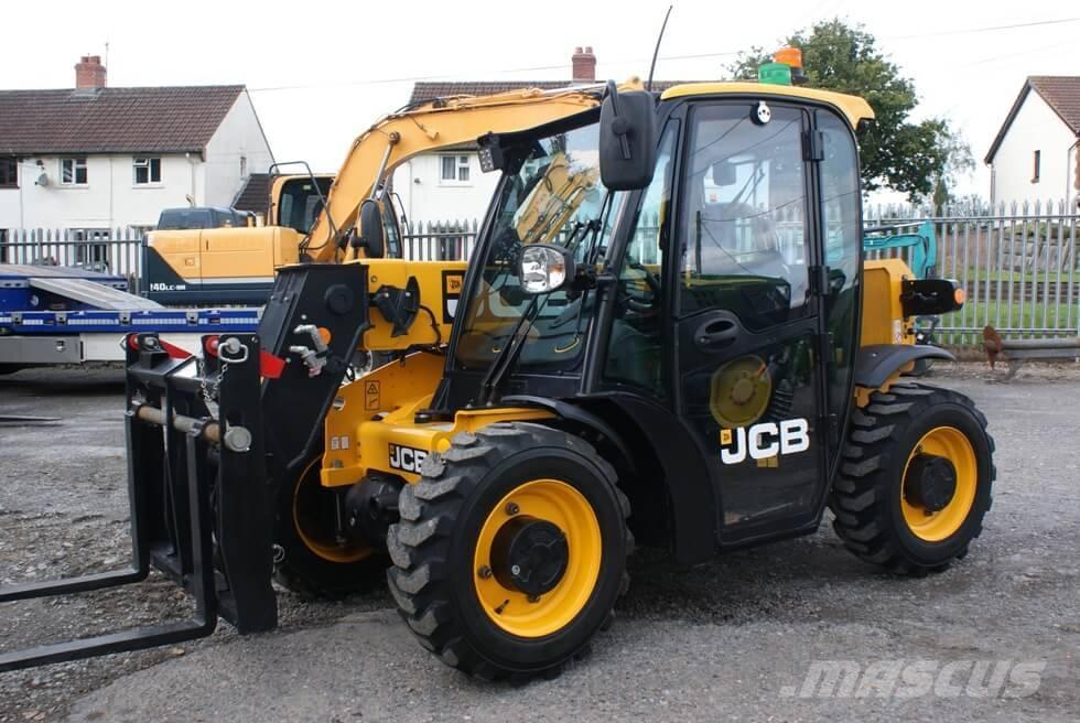 JCB 514-40 CON Телескопические погрузчики