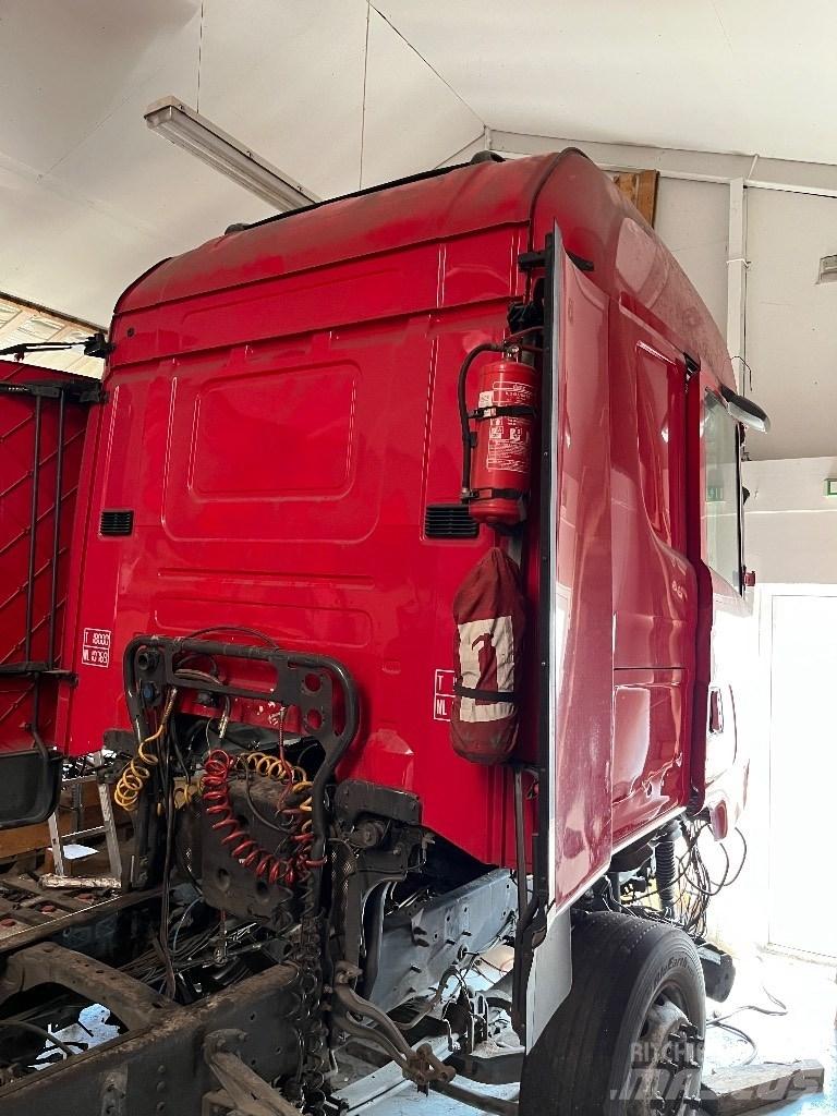 Scania CR19H Кабины