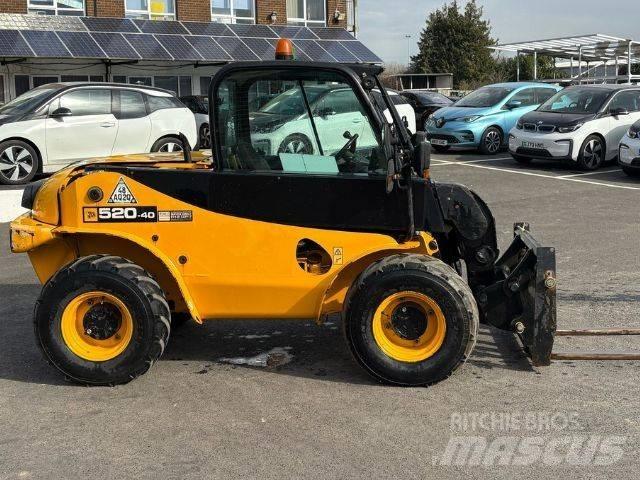 JCB 520-40 Телескопические погрузчики