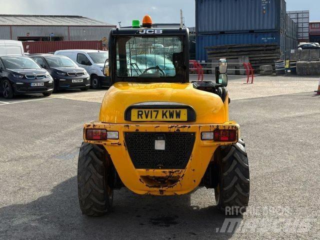 JCB 520-40 Телескопические погрузчики