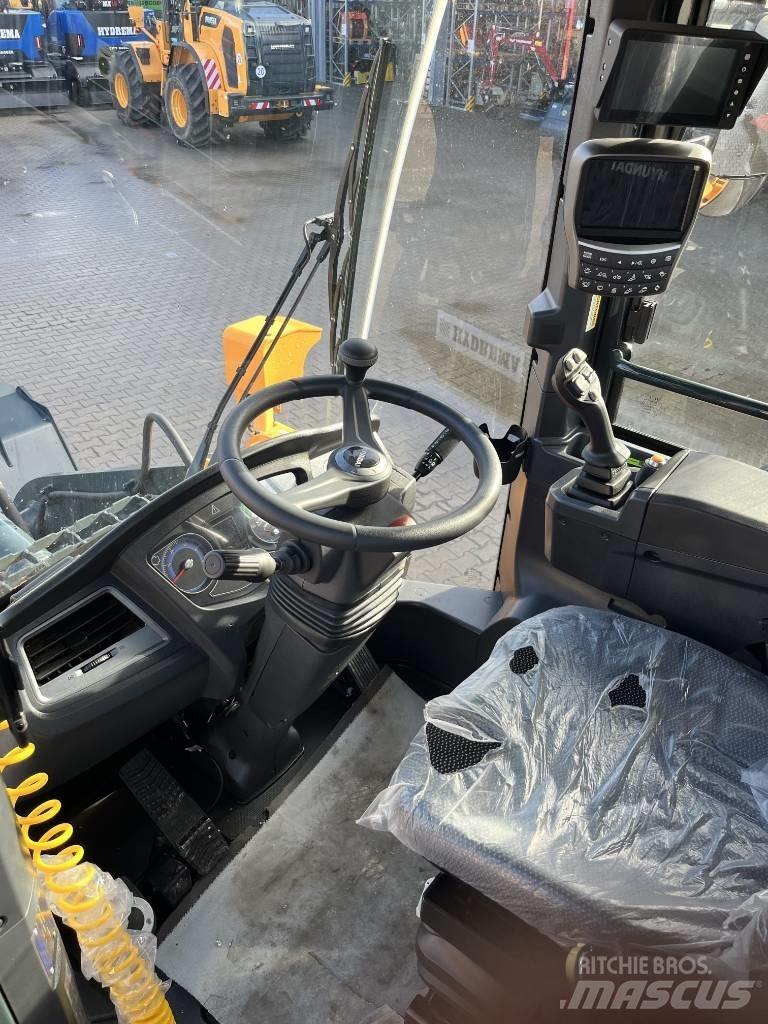 Hyundai HL940A Фронтальные погрузчики