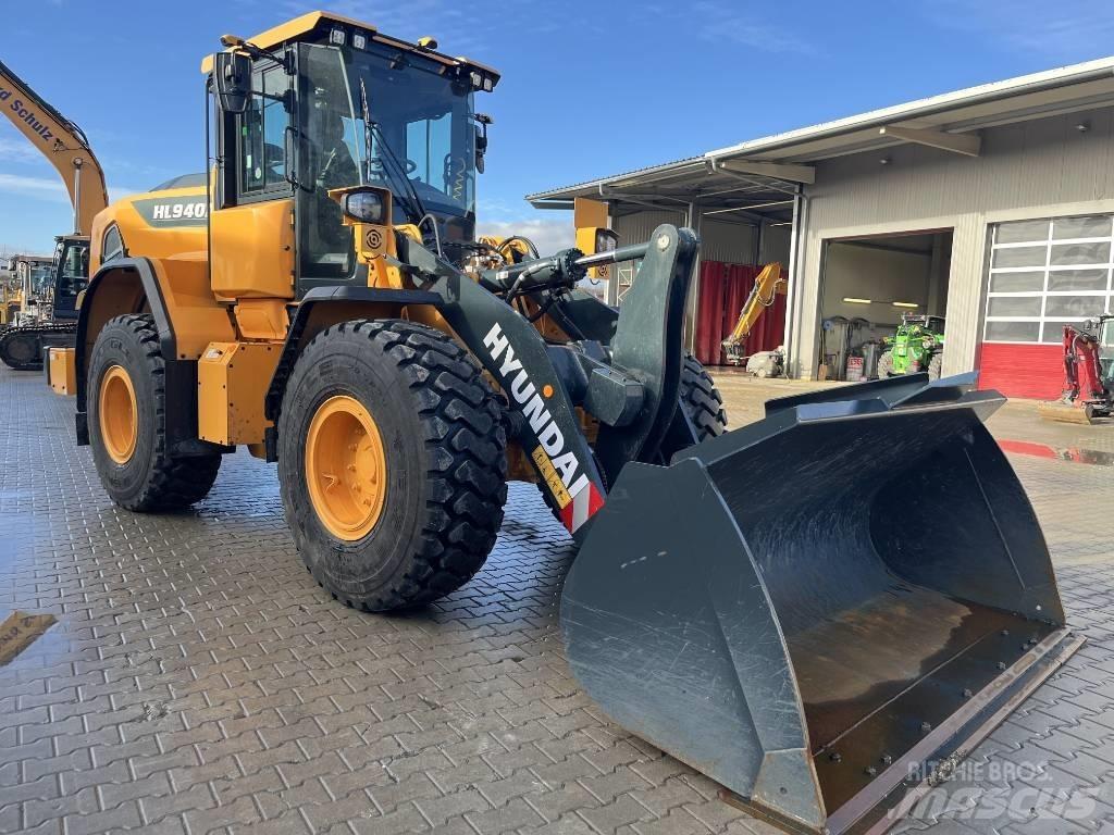Hyundai HL940A Фронтальные погрузчики