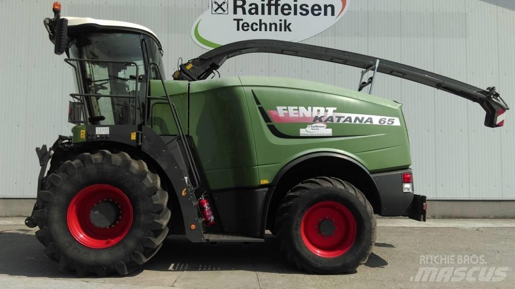 Fendt Katana 65 Самоходные кормоуборочные комбайны