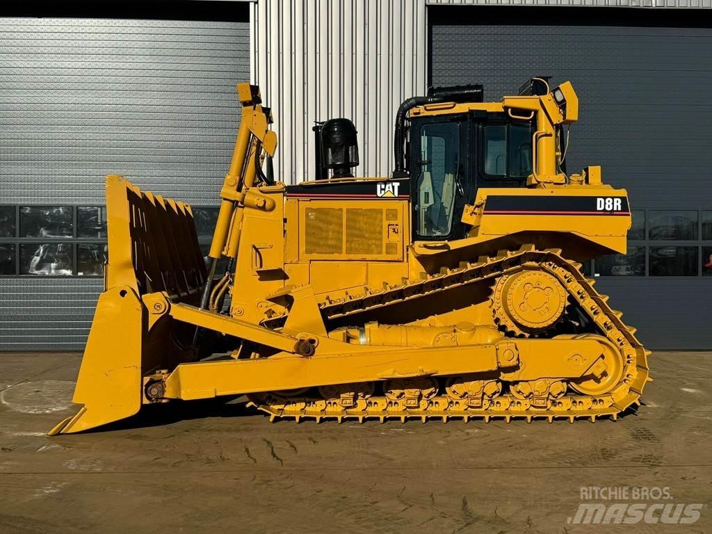 CAT D8R Гусеничные бульдозеры