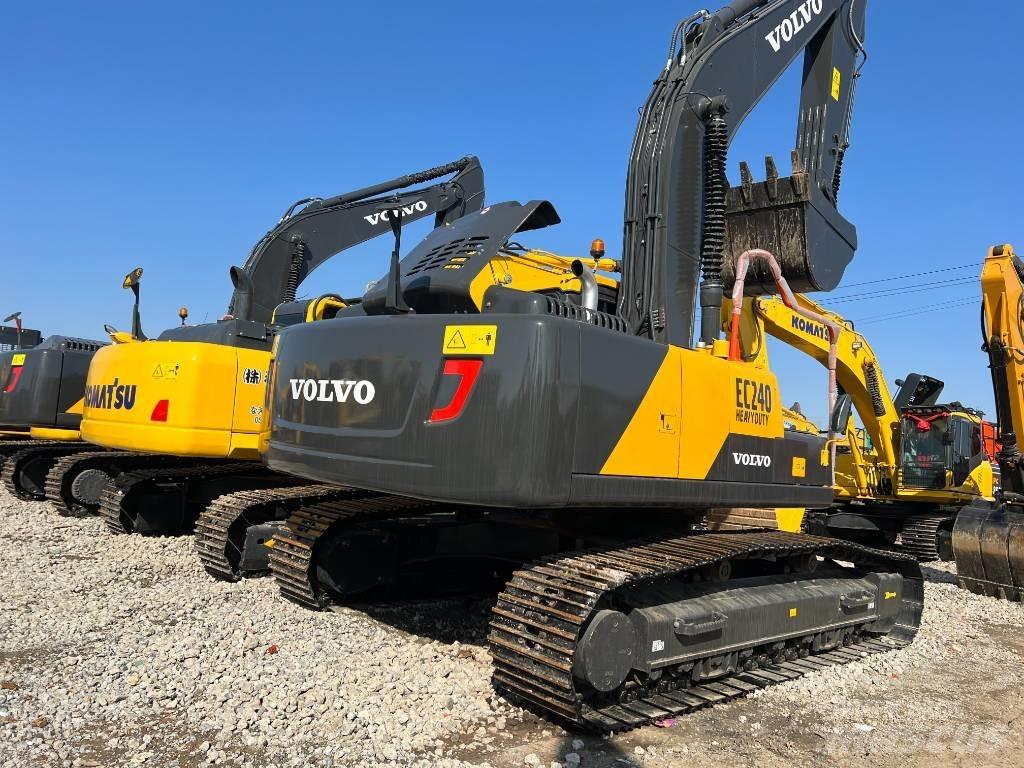 Volvo EC240DL Гусеничные экскаваторы
