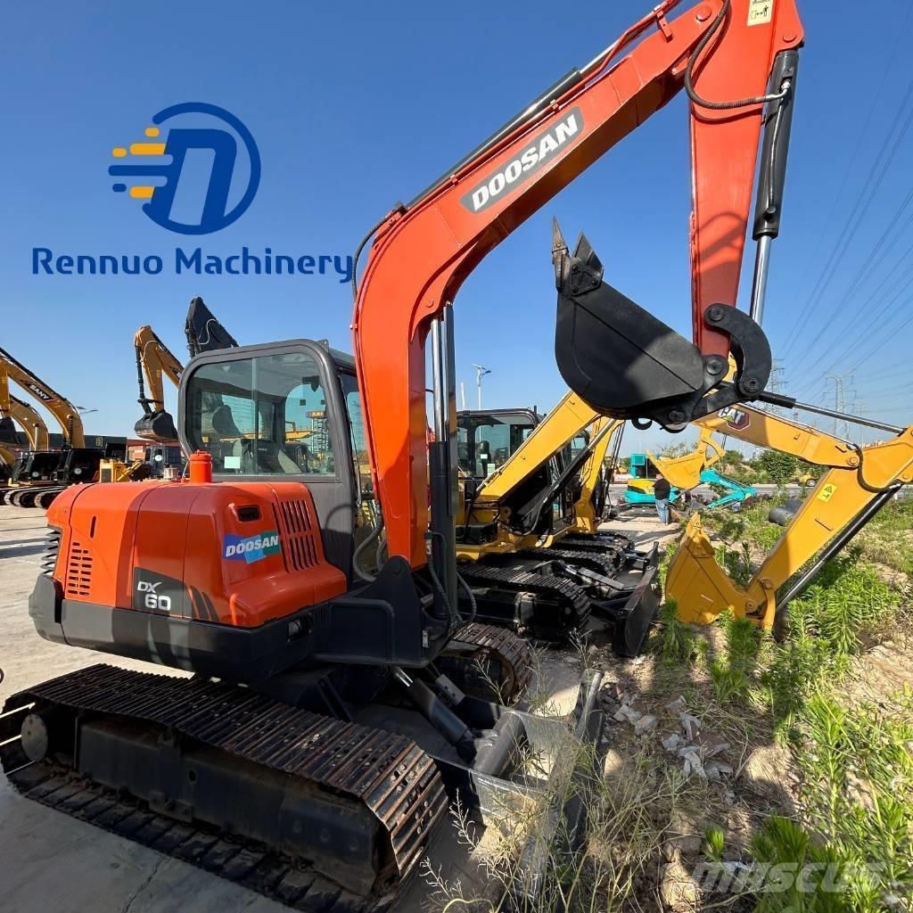 Doosan DX 60 Гусеничные экскаваторы