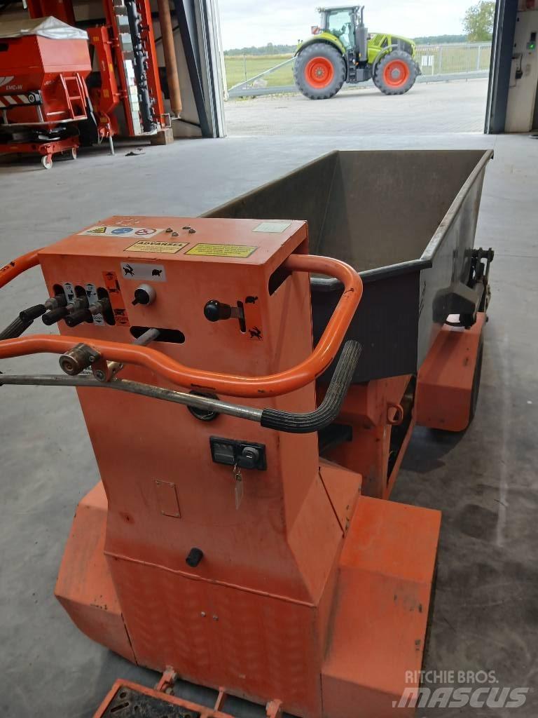 Bernards RCD 1600 Мини-самосвалы