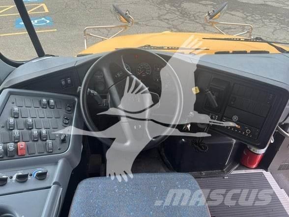 IC BUS CE Строительная техника - Другие